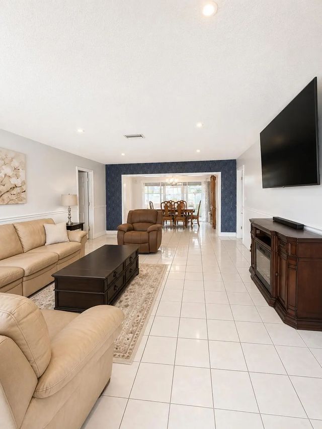 4 of 29 - 10720 Nw 26th Place, Sunrise, FL