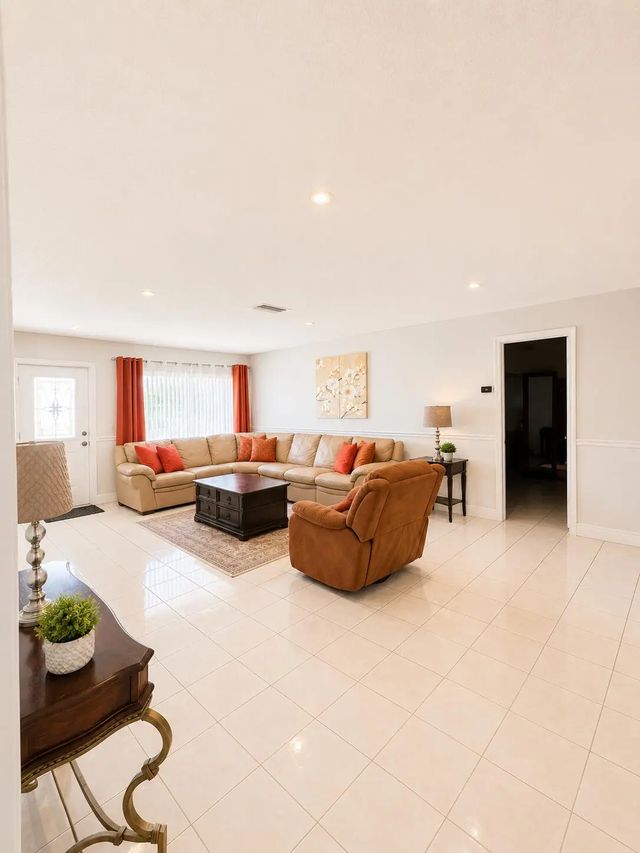 5 of 29 - 10720 Nw 26th Place, Sunrise, FL