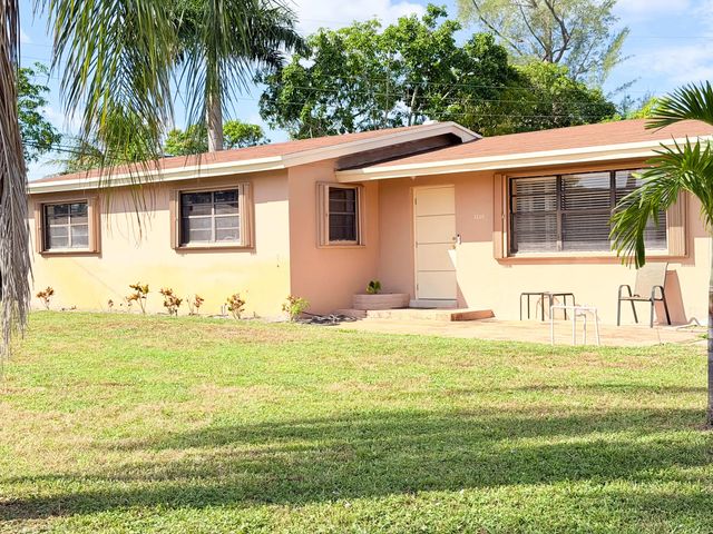 5 of 23 - 1200 Nw 18th Street, Fort Lauderdale, FL