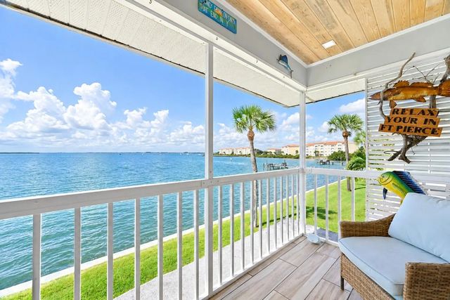 1177 Bayshore Drive #207, Fort Pierce