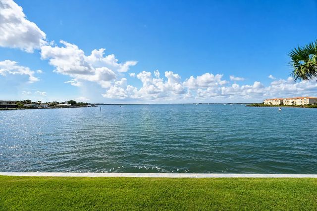 5 of 30 - 1177 Bayshore Drive #207, Fort Pierce, FL