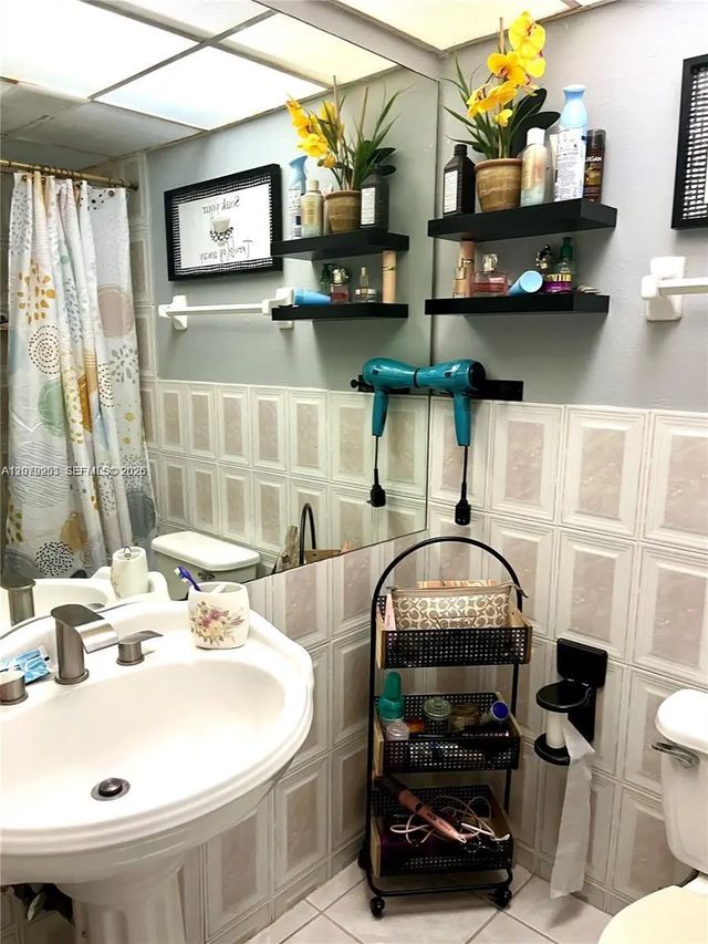 3 of 7 - 3760 Inverrary Drive #2r, Lauderhill, FL