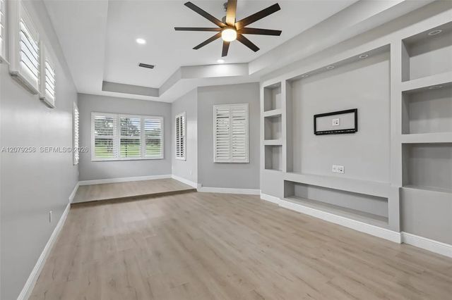 2 of 69 - 1413 Brilliant Cut Way, Brandon, FL
