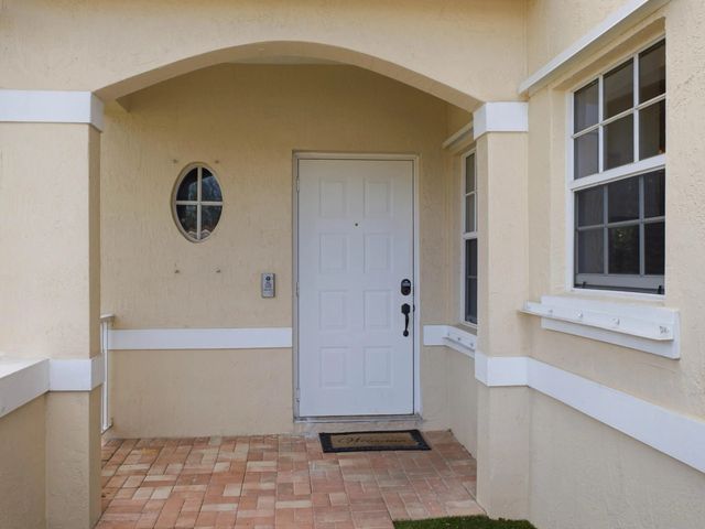 4 of 46 - 7098 Burgess Drive, Lake Worth, FL