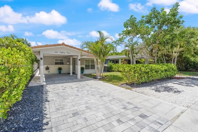 684 Ne 35th Street, Oakland Park