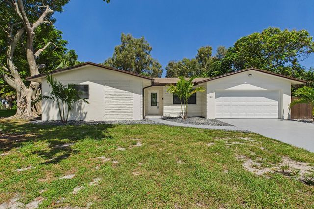 520 Nw 43rd Avenue, Plantation