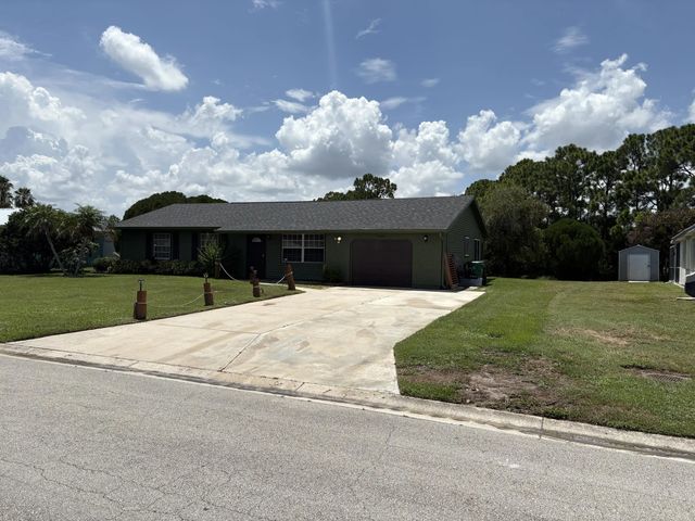 3 of 26 - 1422 Se Arenson Lane, Port St. Lucie, FL
