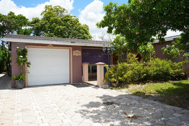 2 of 96 - 7761 Biltmore Boulevard, Miramar, FL
