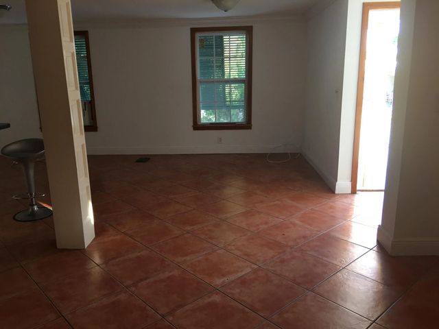 2 of 4 - 2911 Tangerine Lane, West Palm Beach, FL