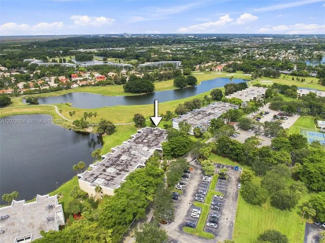 16325 Golf Club Road #104, Weston