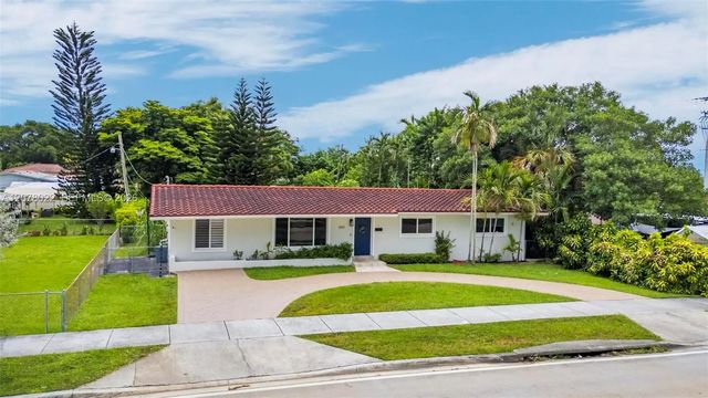 3 of 49 - 3551 Sw 97th Avenue, Miami, FL