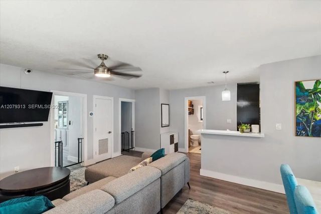 4 of 43 - 2434 Lincoln Street, Hollywood, FL