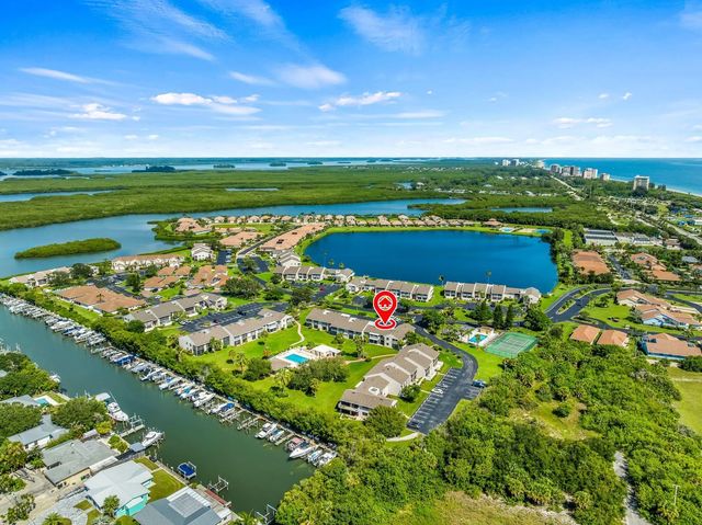 3209 S Lakeview Circle #8202, Hutchinson Island