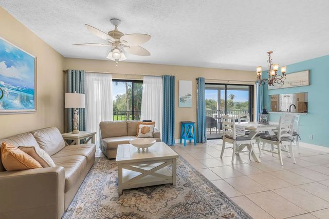4 of 29 - 3209 S Lakeview Circle #8202, Hutchinson Island, FL