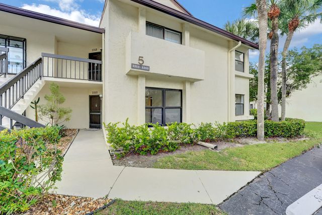 3359 Lucerne Park Drive, Greenacres