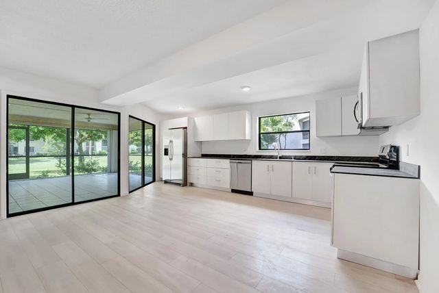 5 of 41 - 3359 Lucerne Park Drive, Greenacres, FL
