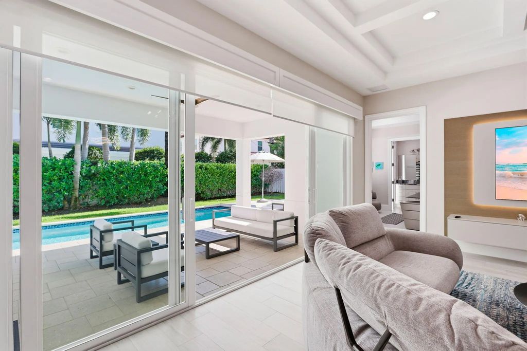464 Ne 8th Street, Boca Raton