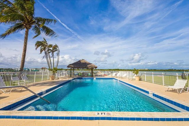 5 of 23 - 1300 Seaway Drive #b10, Fort Pierce, FL