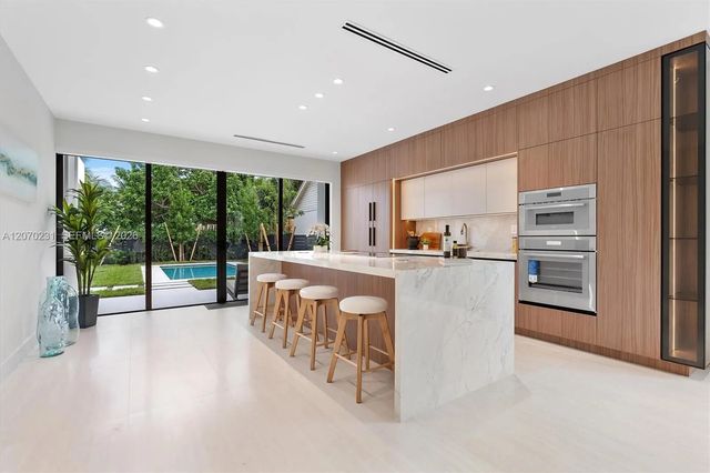 4 of 14 - 1844 Sw 24th Terrace, Miami, FL