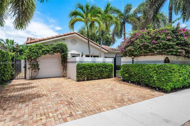 2 of 43 - 1015 Se 11th Court, Fort Lauderdale, FL
