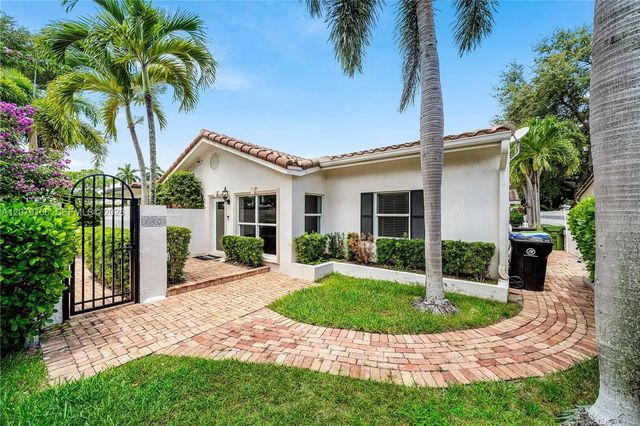 3 of 43 - 1015 Se 11th Court, Fort Lauderdale, FL