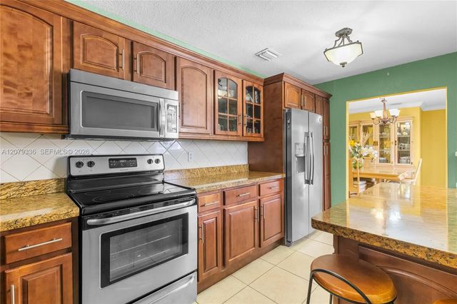 3 of 31 - 311 Sw 70th Terrace, Pembroke Pines, FL