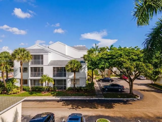 2 of 10 - 5780 Rock Island Road #366, Tamarac, FL