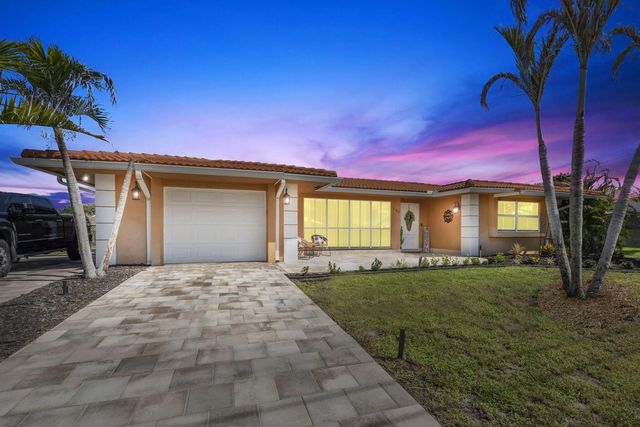 143 Ne Naranja Avenue, Port St. Lucie