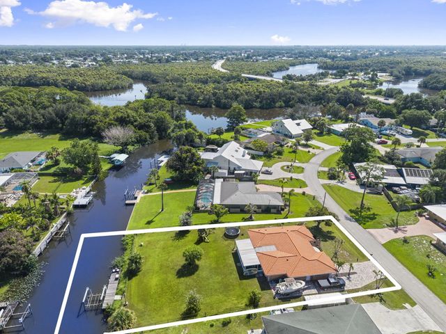 3 of 43 - 143 Ne Naranja Avenue, Port St. Lucie, FL