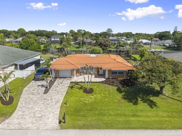 4 of 43 - 143 Ne Naranja Avenue, Port St. Lucie, FL
