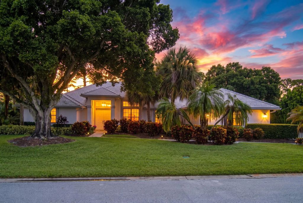 756 Sw Pelican Cove, Port St. Lucie