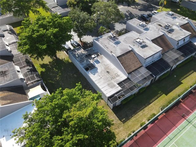 3 of 39 - 1541 Nw 113th Avenue, Pembroke Pines, FL