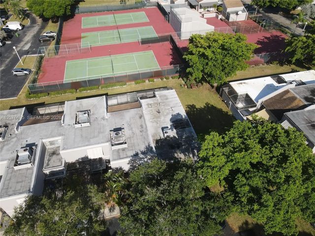 4 of 39 - 1541 Nw 113th Avenue, Pembroke Pines, FL