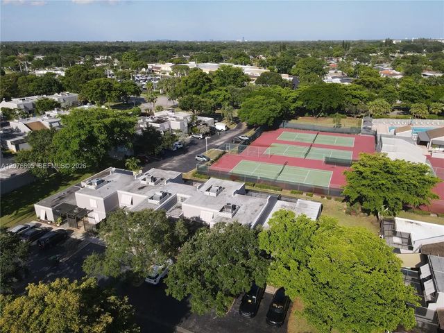 5 of 39 - 1541 Nw 113th Avenue, Pembroke Pines, FL
