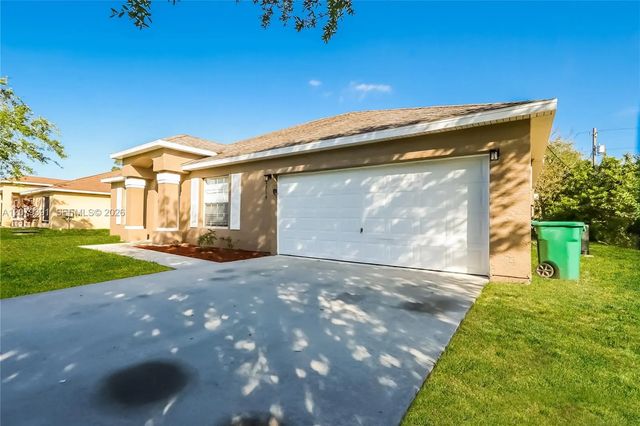 3 of 15 - 1219 Sw Eleuthera Avenue, Port St. Lucie, FL