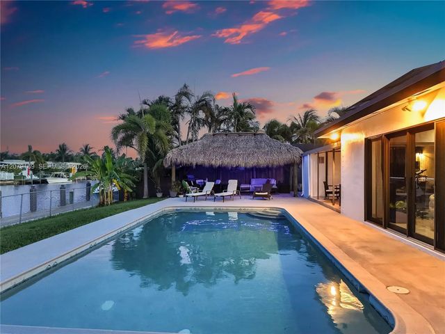 4 of 32 - 380 Se 1st Terrace, Pompano Beach, FL