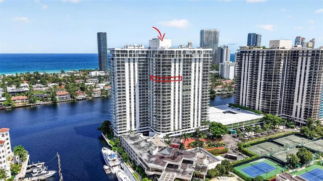 2 of 50 - 19707 Turnberry Way #22ab, Aventura, FL