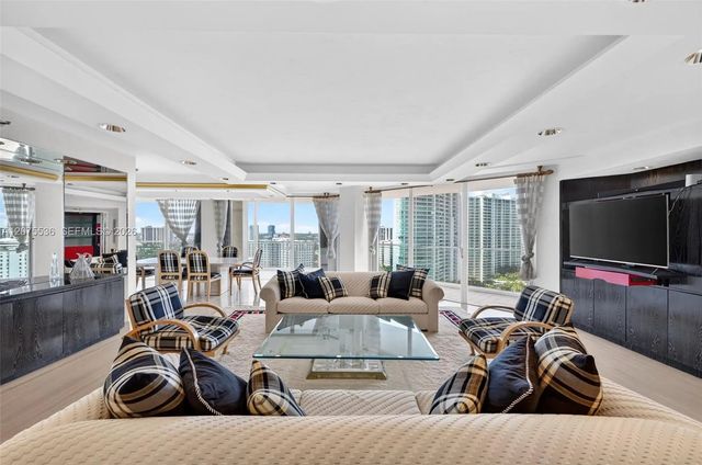 4 of 50 - 19707 Turnberry Way #22ab, Aventura, FL
