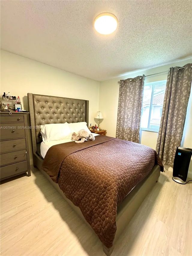 5 of 5 - 200 N 66th Avenue, Hollywood, FL