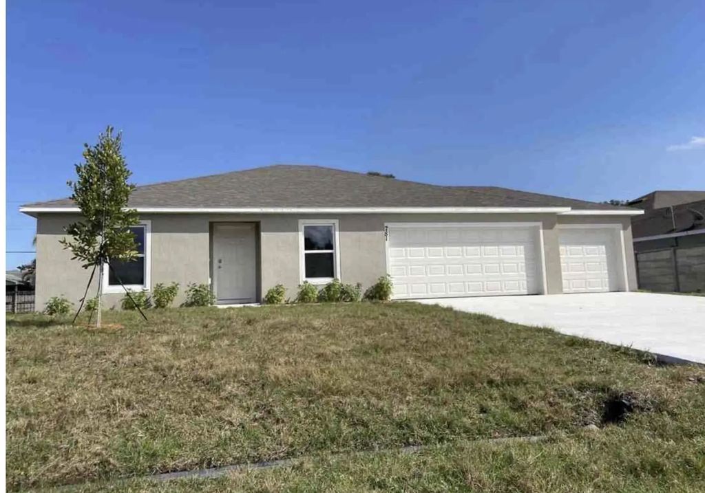 781 Sw Dorchester Street, Port St. Lucie