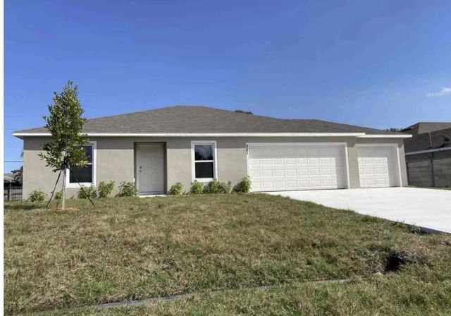 781 Sw Dorchester Street, Port St. Lucie