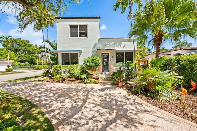 1555 Monroe Street, Hollywood