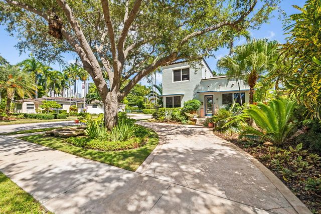 2 of 30 - 1555 Monroe Street, Hollywood, FL