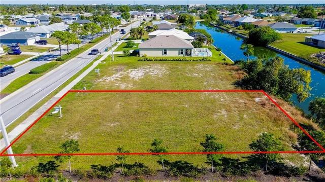 132 Nicholas Parkway E, Cape Coral