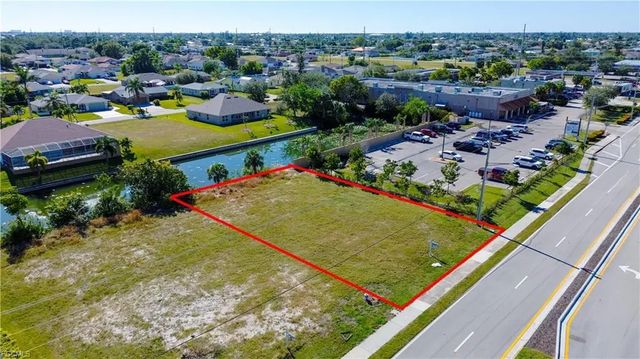 3 of 3 - 132 Nicholas Parkway E, Cape Coral, FL