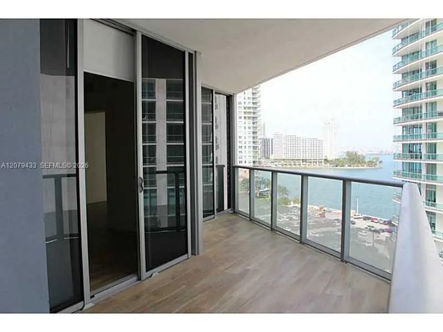 1300 Brickell Bay Drive #1008, Miami