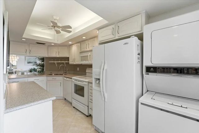 4 of 33 - 615 N Riverside Drive #706, Pompano Beach, FL