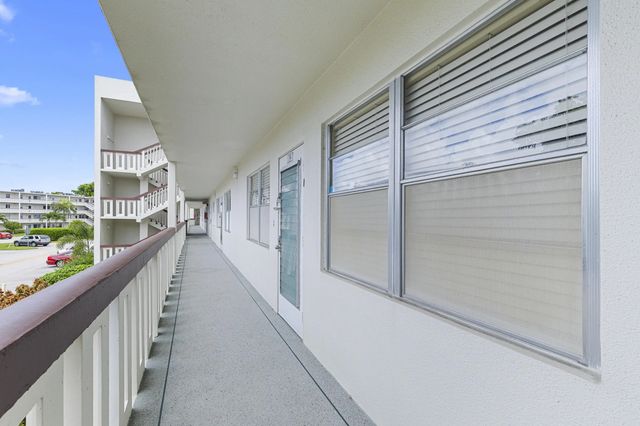 3 of 44 - 19 Ashby A, Deerfield Beach, FL