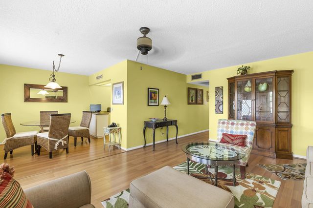 5 of 44 - 19 Ashby A, Deerfield Beach, FL