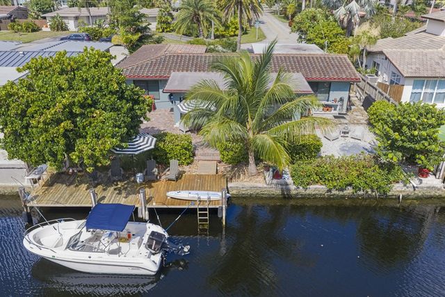3 of 45 - 2332 Ne 17th Terrace, Wilton Manors, FL